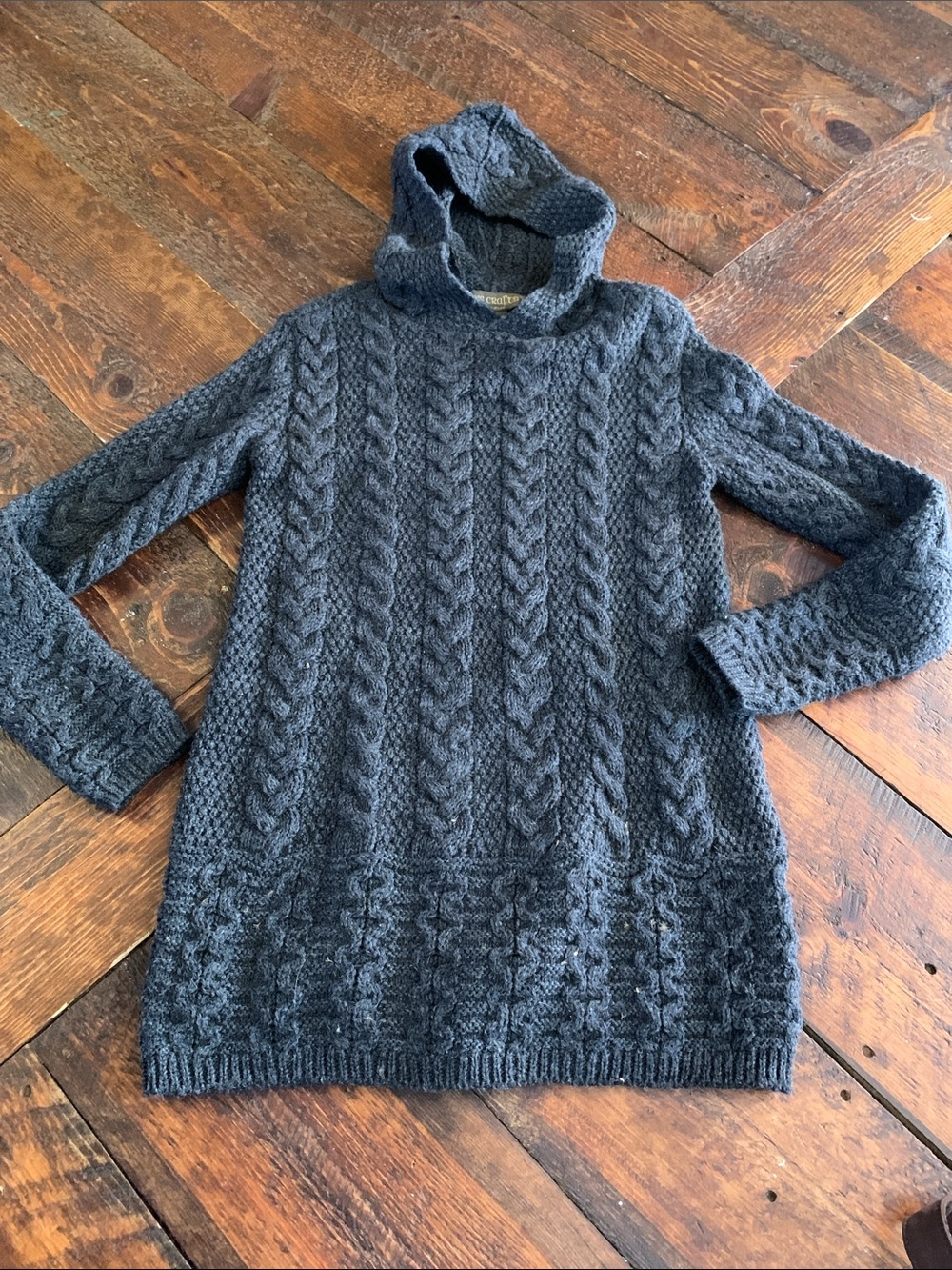 Inis Crafts 100% Merino Wool Cable-Knit Hooded Sweater in Charcoal
